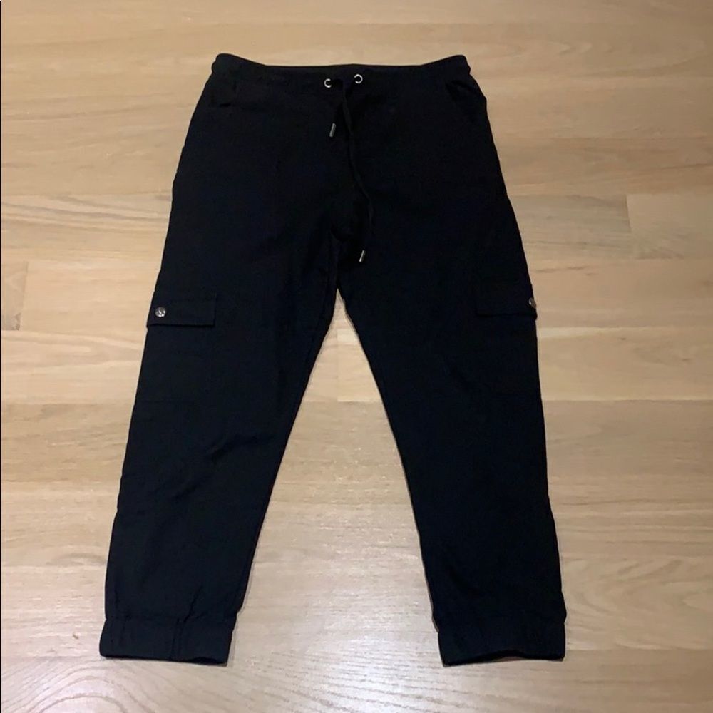 Women’s black cargo pants